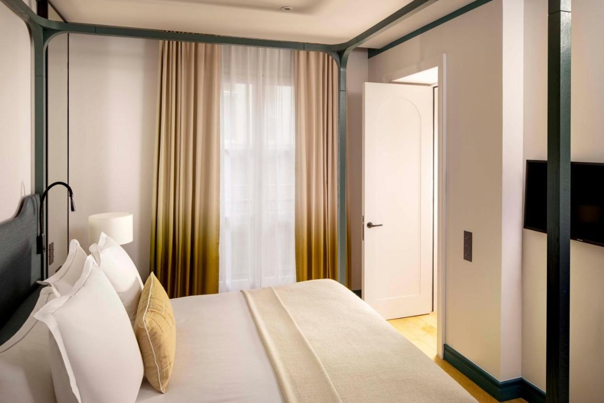 BEL AMI HOTEL photo 1