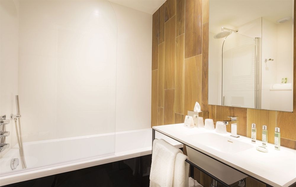 Quality Hotel Acanthe - Boulogne Billancourt photo 1
