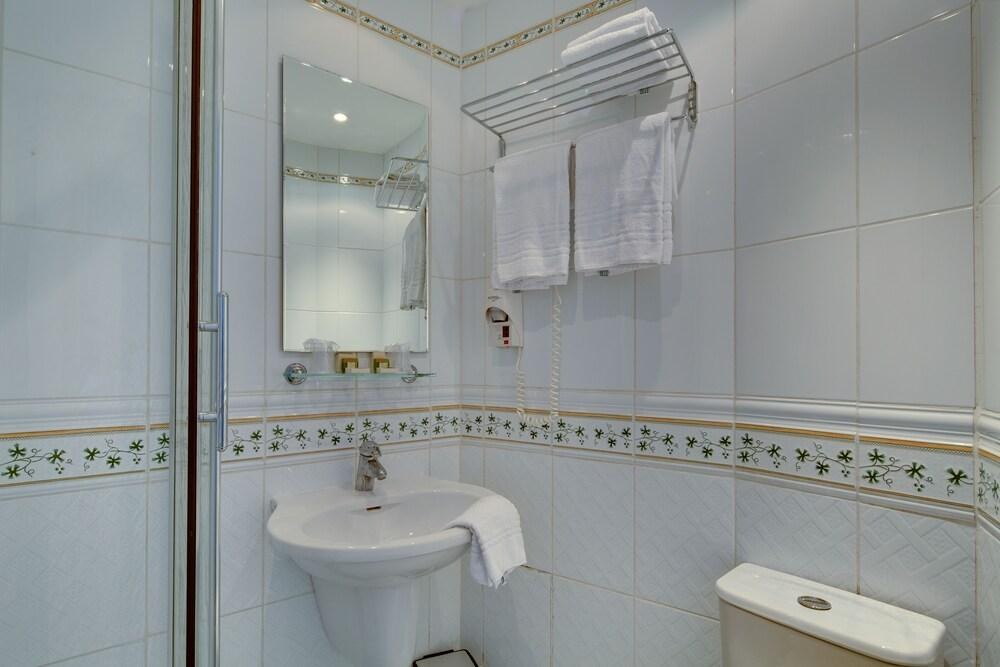 Grand Hotel des Gobelins photo 4
