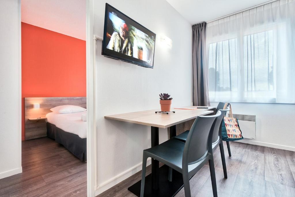 ZENITUDE HOTEL & RESIDENCES TOULOUSE METROPOLE photo 2