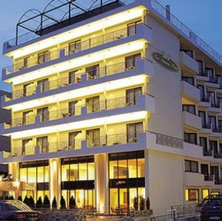 Four Seasons photo 1