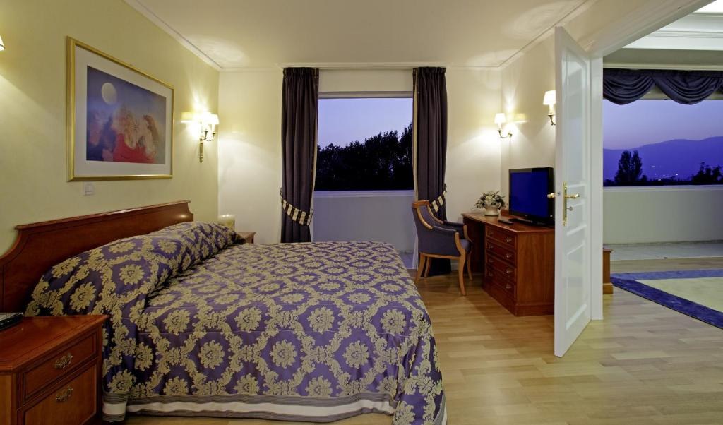 Hotels in Athens