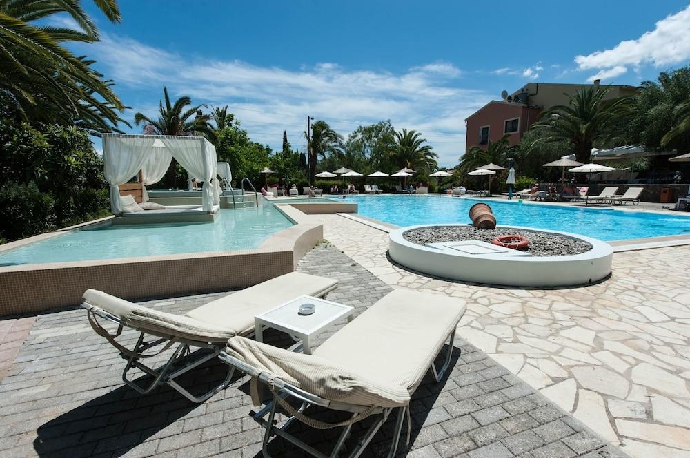 Art Hotel Debono photo 3
