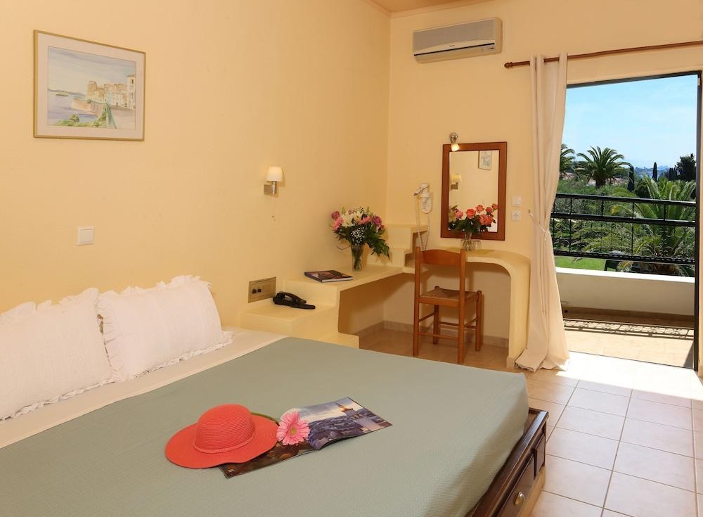 Paradise Hotel Corfu photo 4
