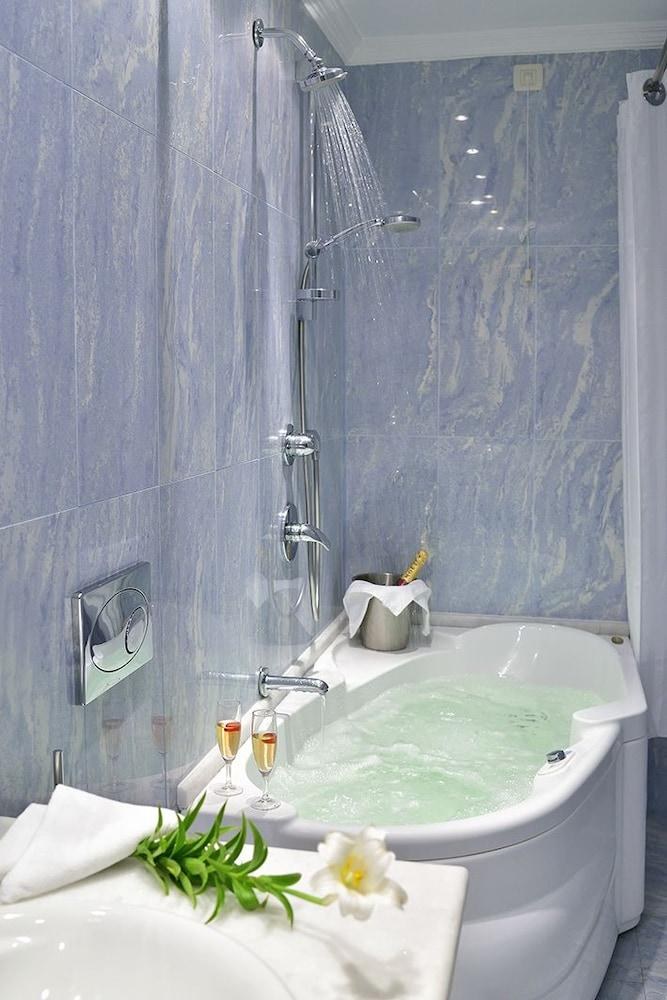 Nissaki Boutique Hotel photo 4