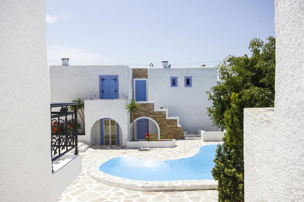 Naxos Holidays
