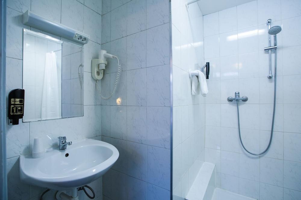 Trianon Hotel photo 3