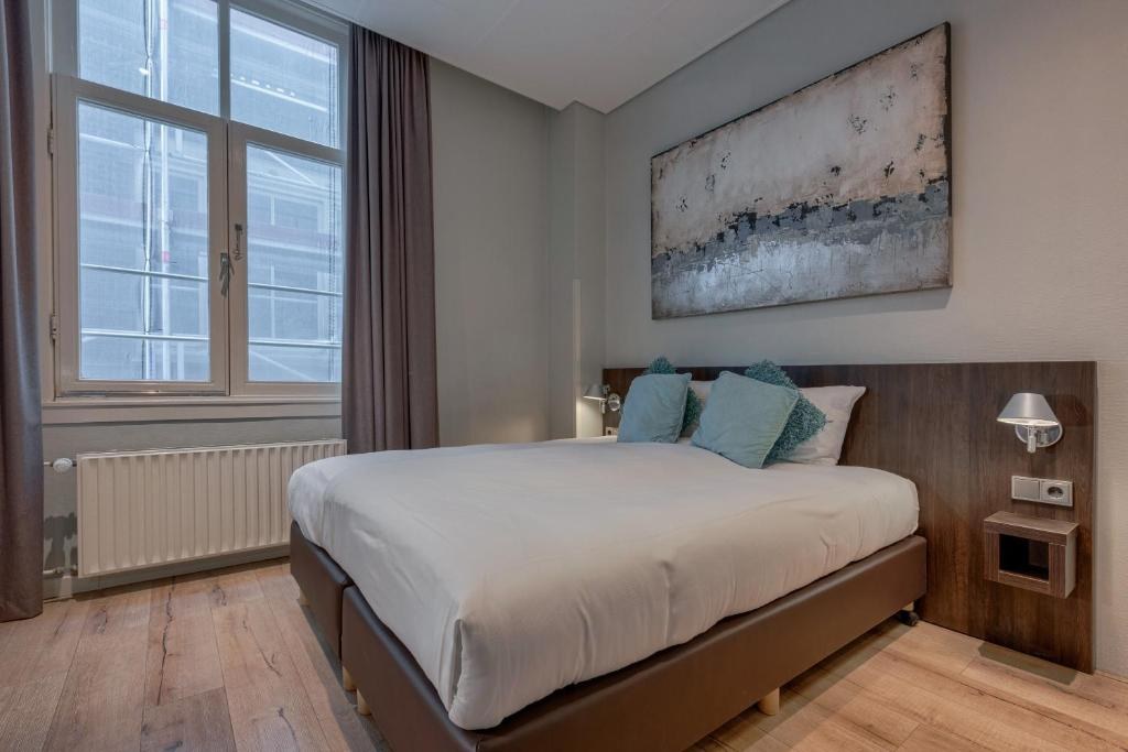 HOTEL DAMSQUARE photo 1