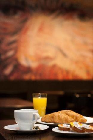 Hotel Van Gogh photo 3