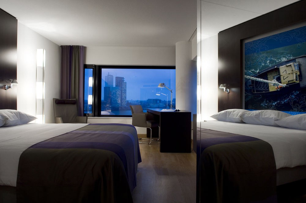 DoubleTree by Hilton Rotterdam Centre photo 1