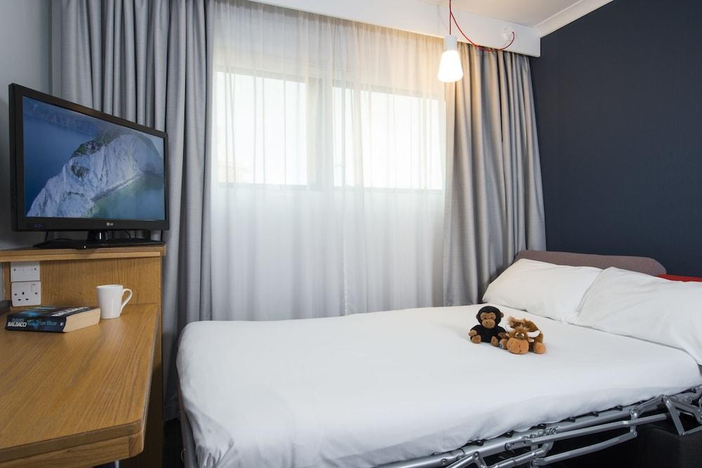Holiday Inn Express Glasgow City Riverside photo 3