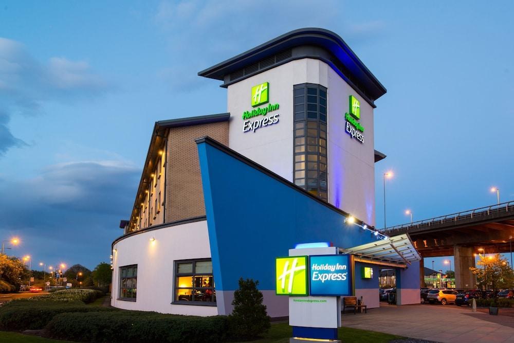 Holiday Inn Express Glasgow Airport photo 4
