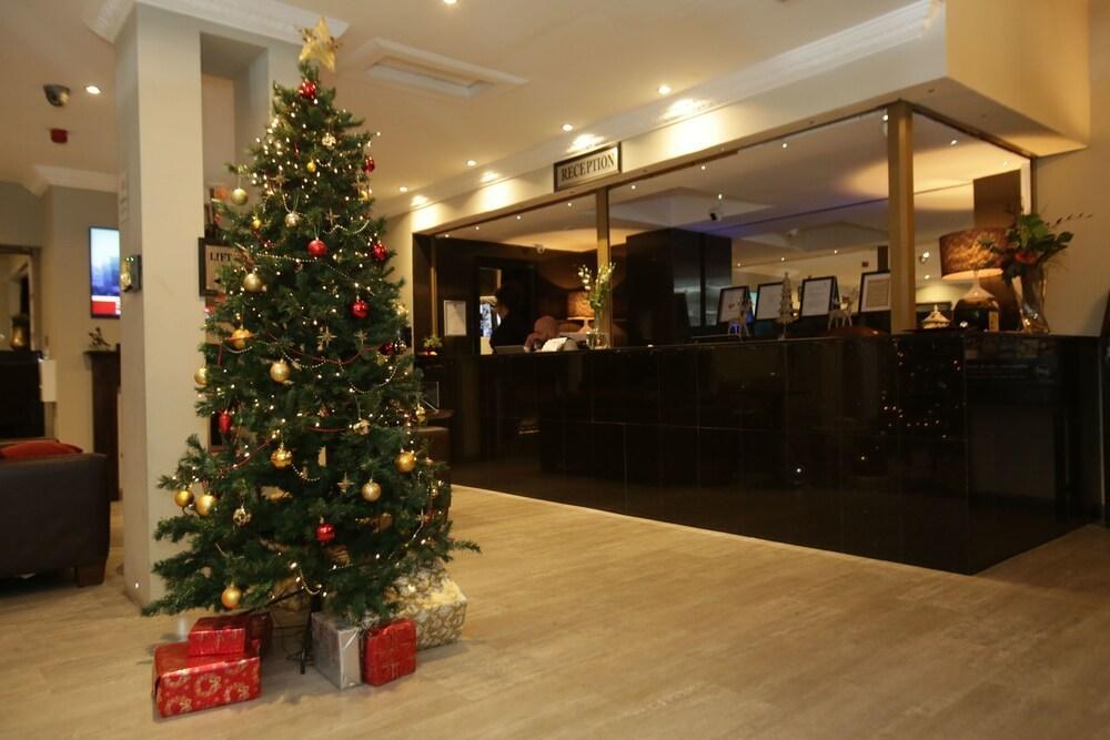 Devoncove Hotel photo 3