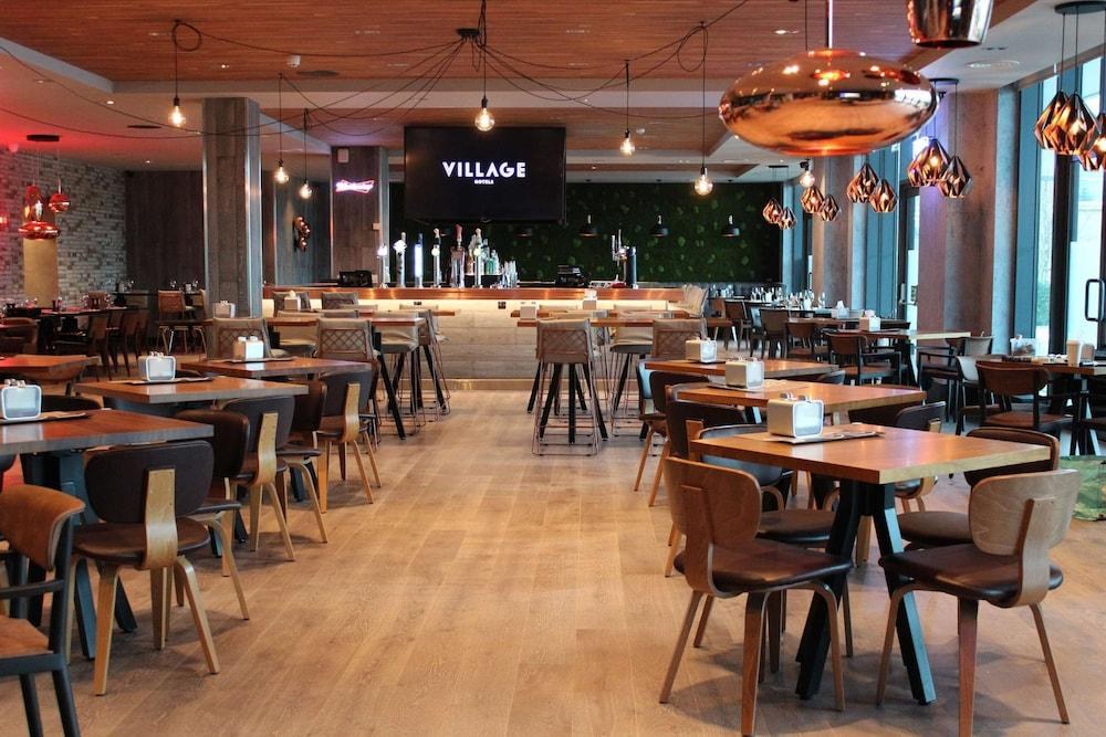 Village Hotel Wirral photo 3