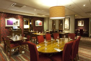 Premier Inn Premier Inn London Heathrow Airport T2 & T3 - Bath Road photo 3