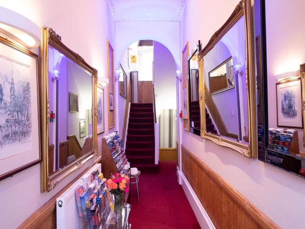 Boston Court Hotel photo 2