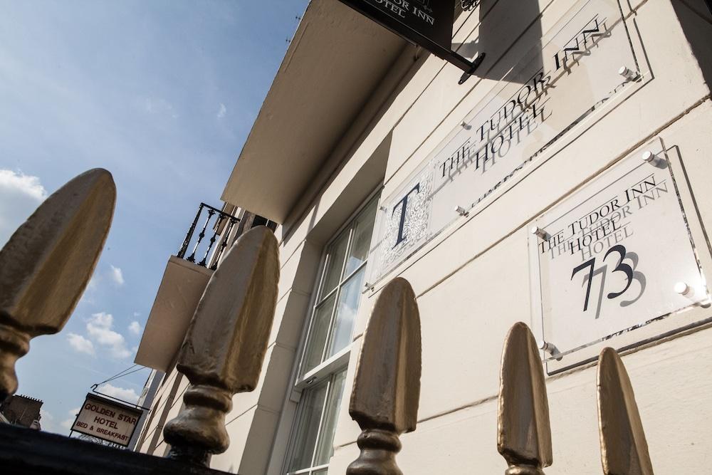TUDOR INN HOTEL photo 4