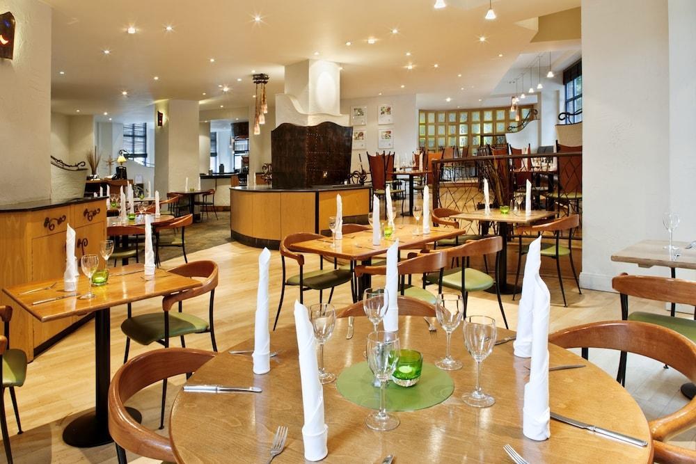 Holiday Inn London - Sutton photo 3