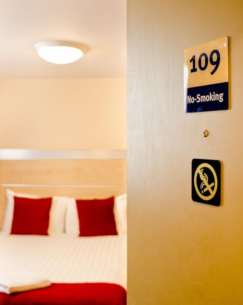 Comfort Inn Edgware Road W2 photo 1