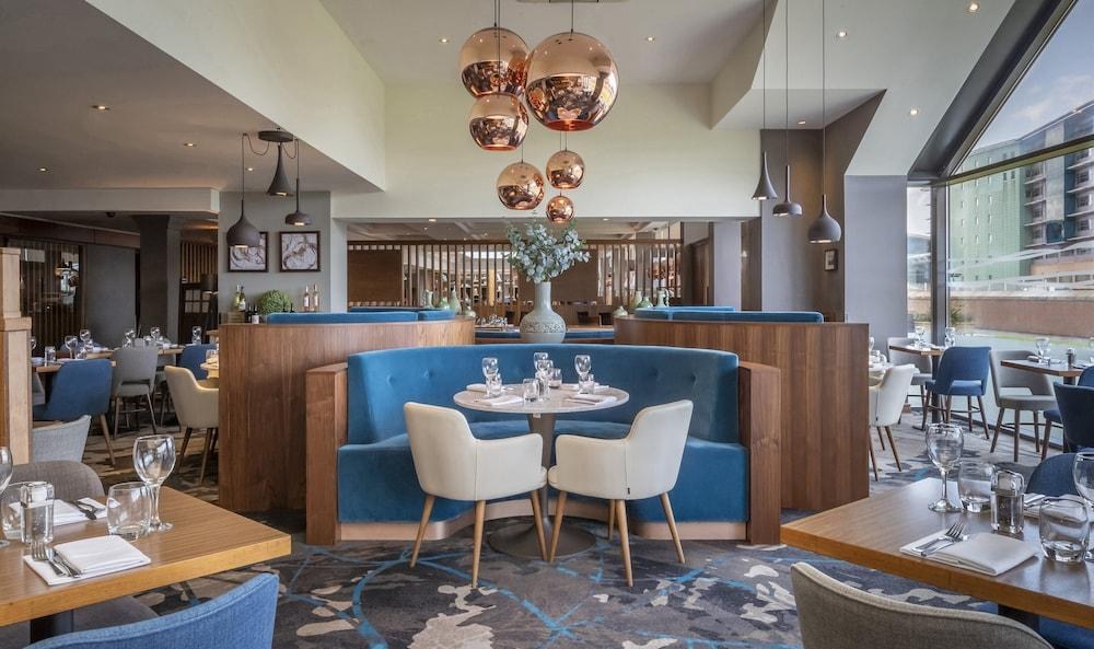 Clayton Hotel Manchester Airport photo 2