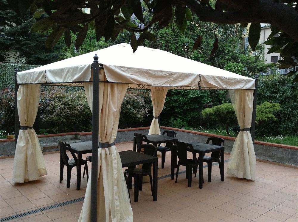 Sara Hotel photo 1