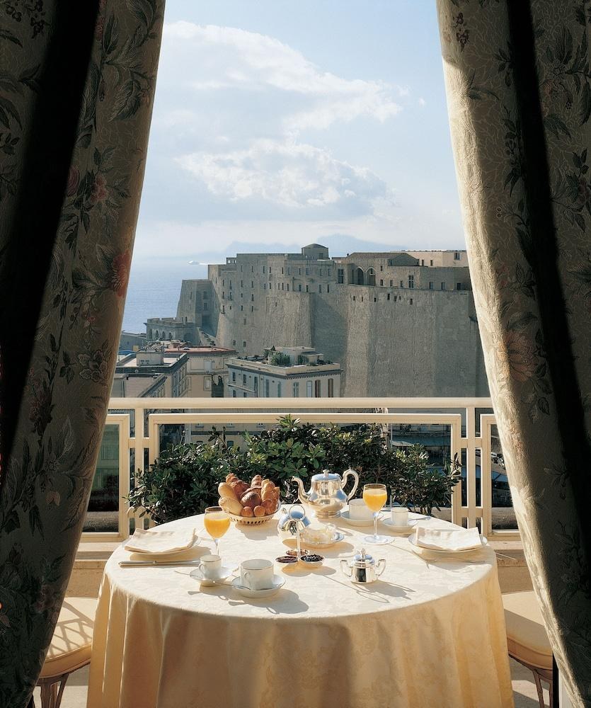 Grand Hotel Vesuvio Naples photo 3