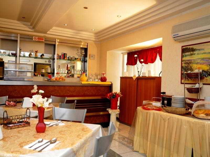 Hotel Bella Napoli photo 4