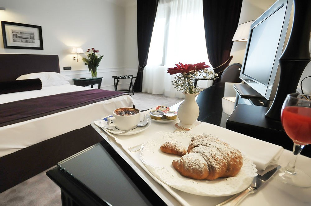 Grand Hotel Oriente photo 1