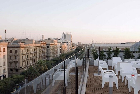 IH ORIENTE photo 3