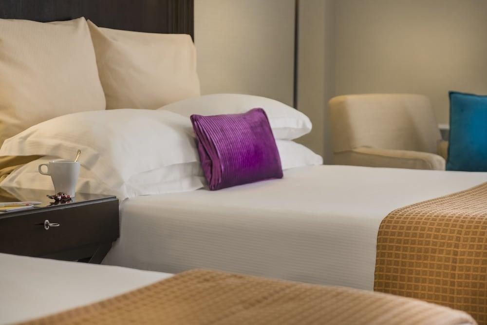 Crowne Plaza Rome-St. Peter's Hotel & Spa photo 2