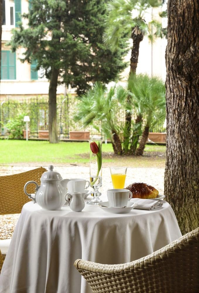 Hotel Principe Torlonia photo 2