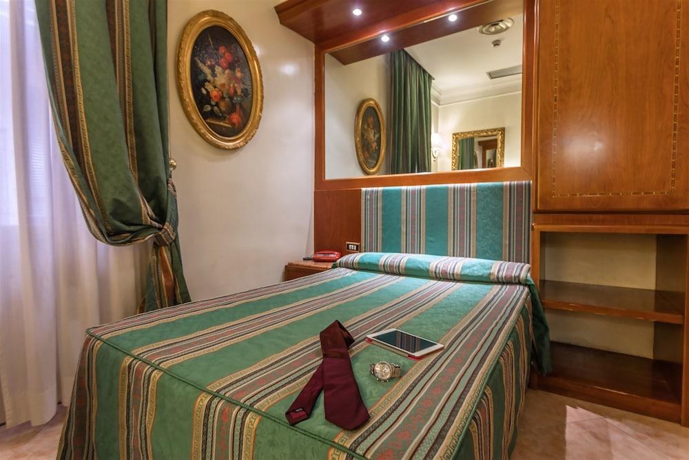 Raeli Hotel Luce photo 2