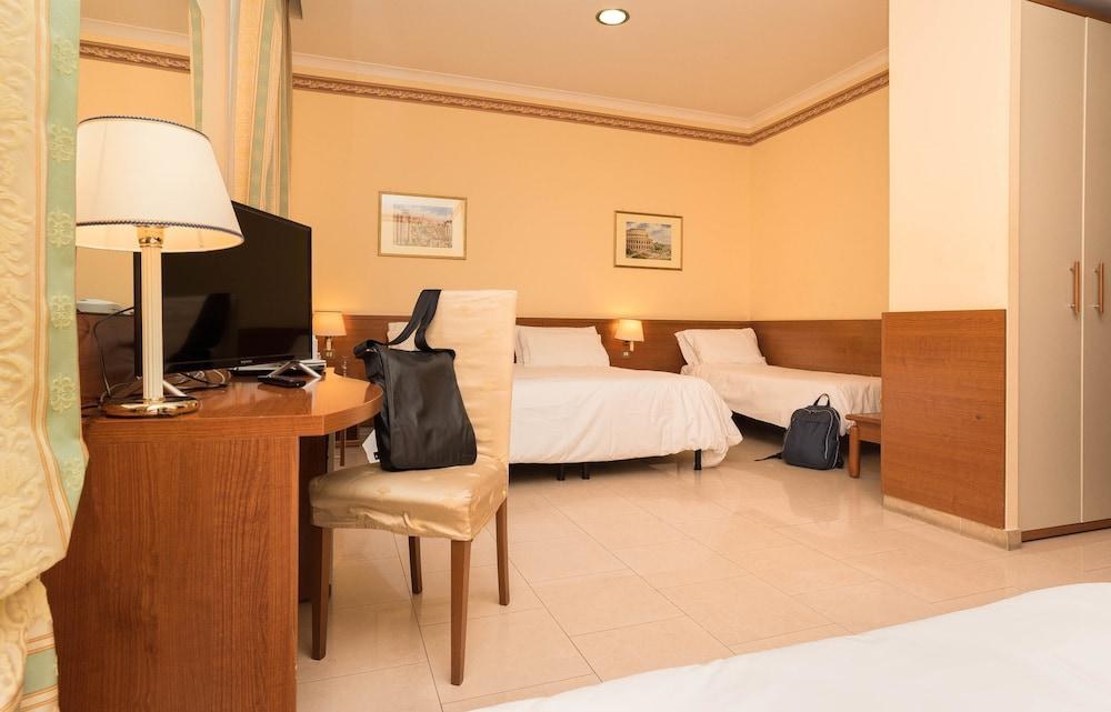 Shg Hotel Portamaggiore photo 2