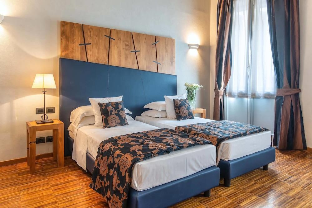 The Code Hotel photo 4
