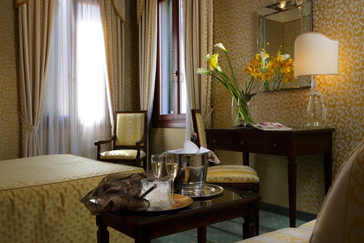 CA D'ORO photo 4