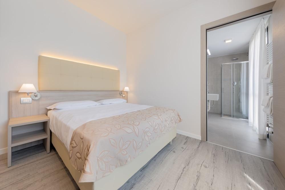 Hotel Delfino Venezia Mestre photo 3