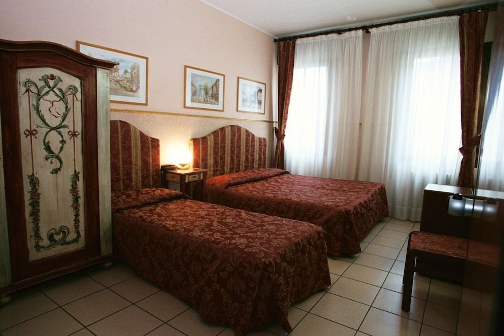 Camelia Rooms Venice photo 2