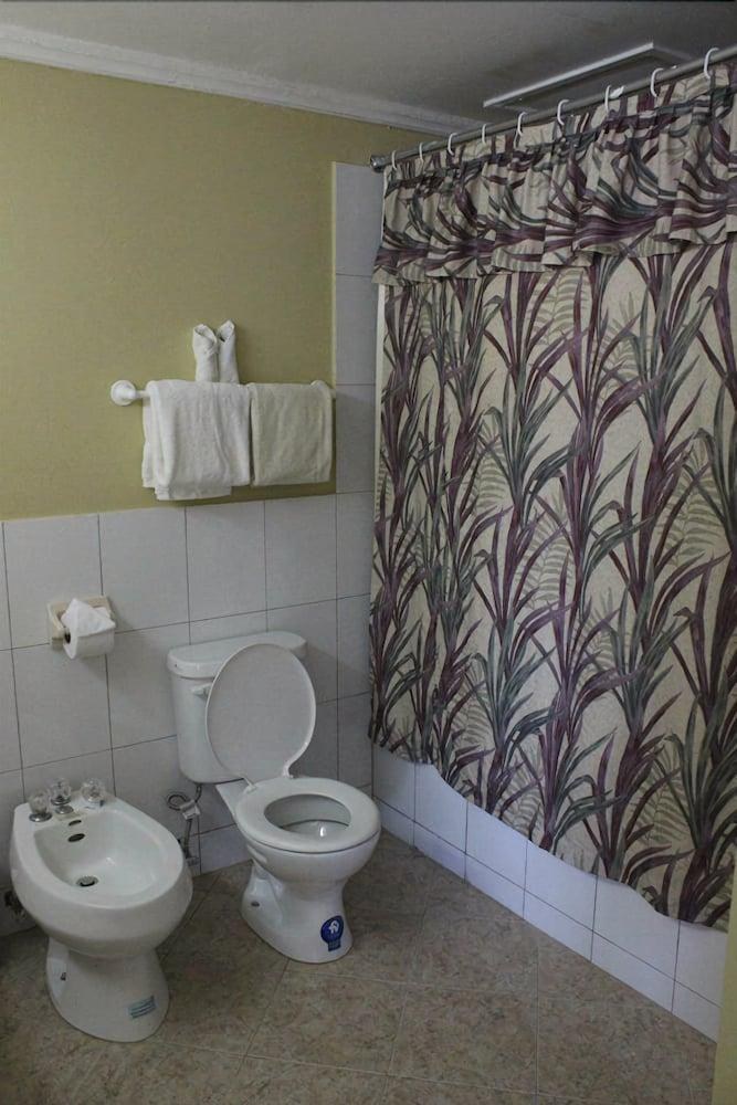 Beachcomber Club Resort photo 3