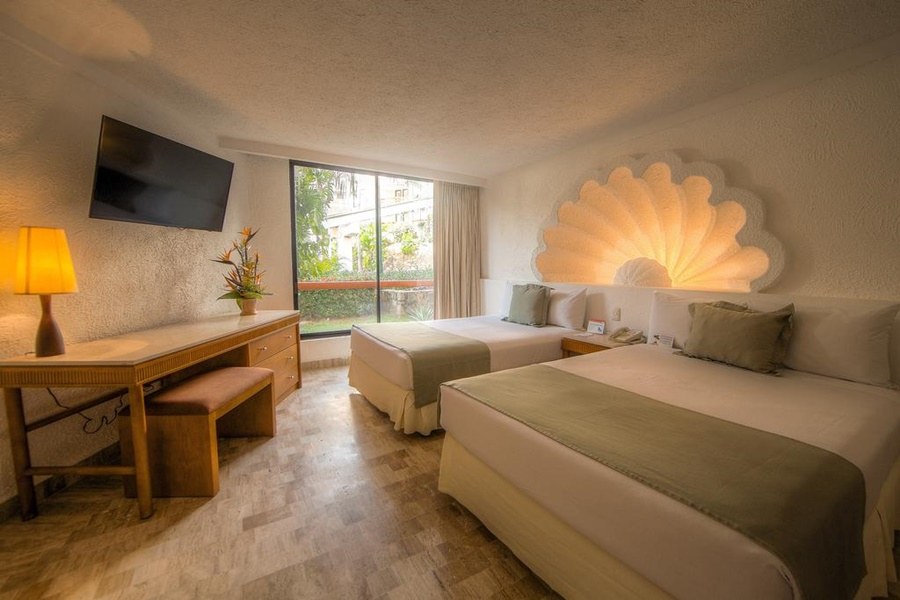 PARK ROYAL ACAPULCO photo 2