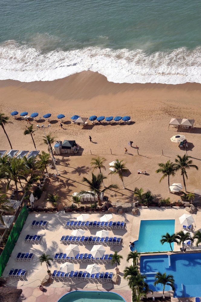 HS HOTSSON Hotel Acapulco