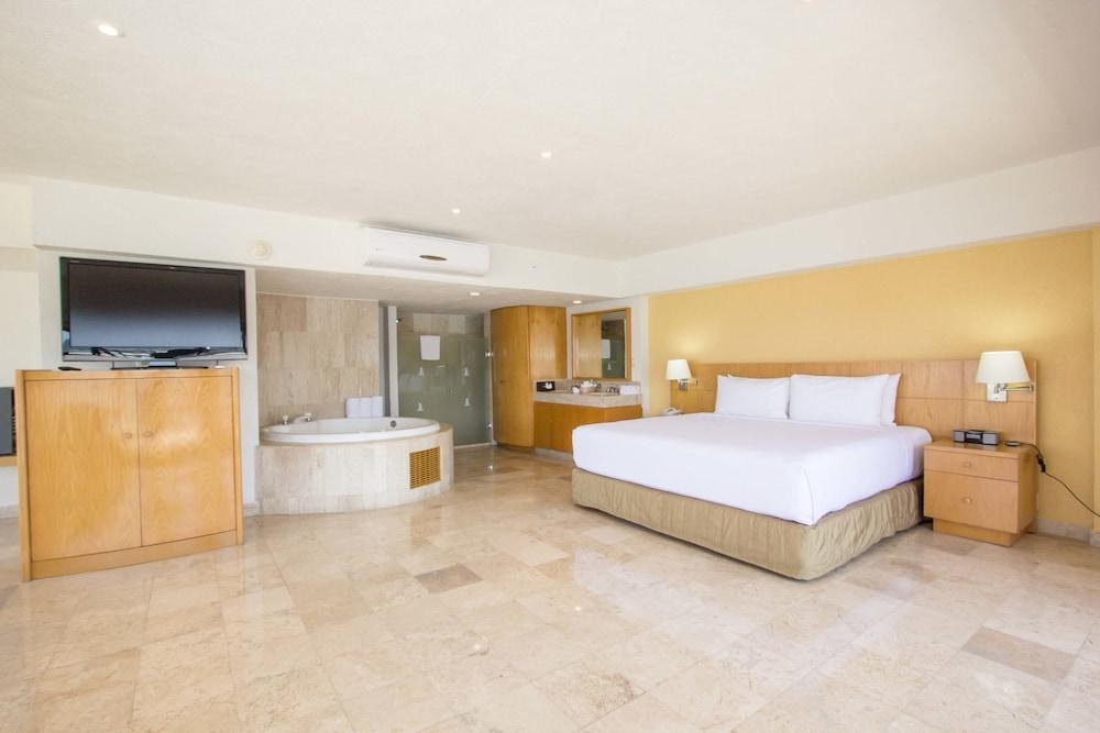 HS HOTSSON Hotel Acapulco photo 3