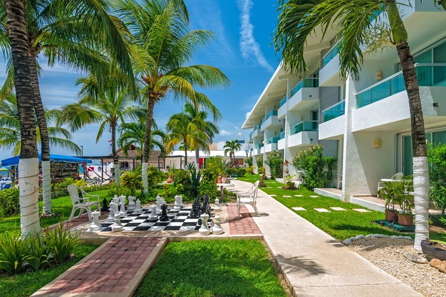 EL CID LA CEIBA BEACH HOTEL photo 2