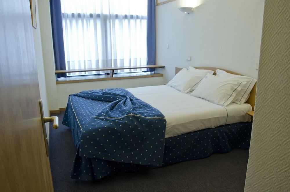 VIP Executive Eden Aparthotel photo 4
