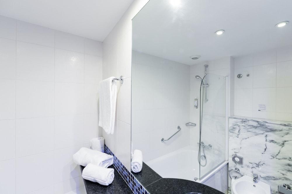 Holiday Inn Express Lisbon Airport photo 4