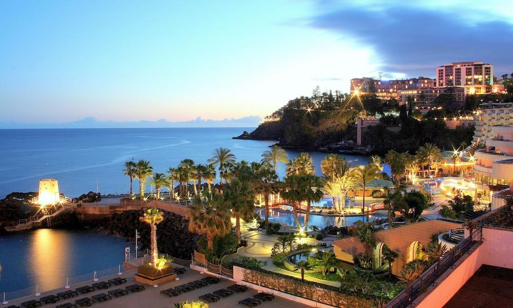 Royal Savoy Madeira photo 2