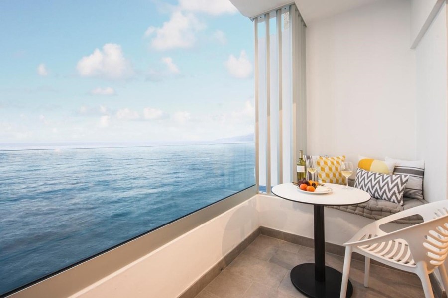 ATLANTIC MIRAGE SUITE & SPA photo 2