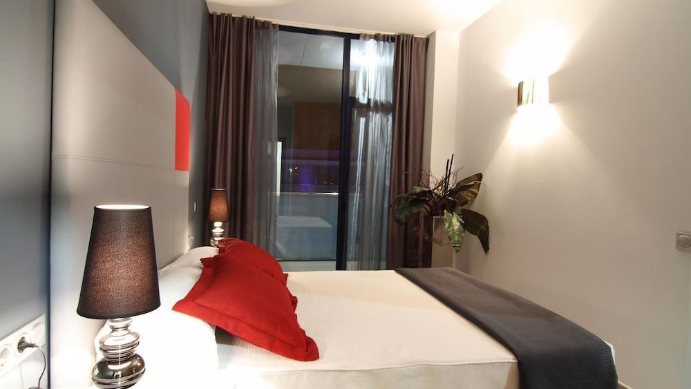 FOUR ELEMENTS SUITES photo 1