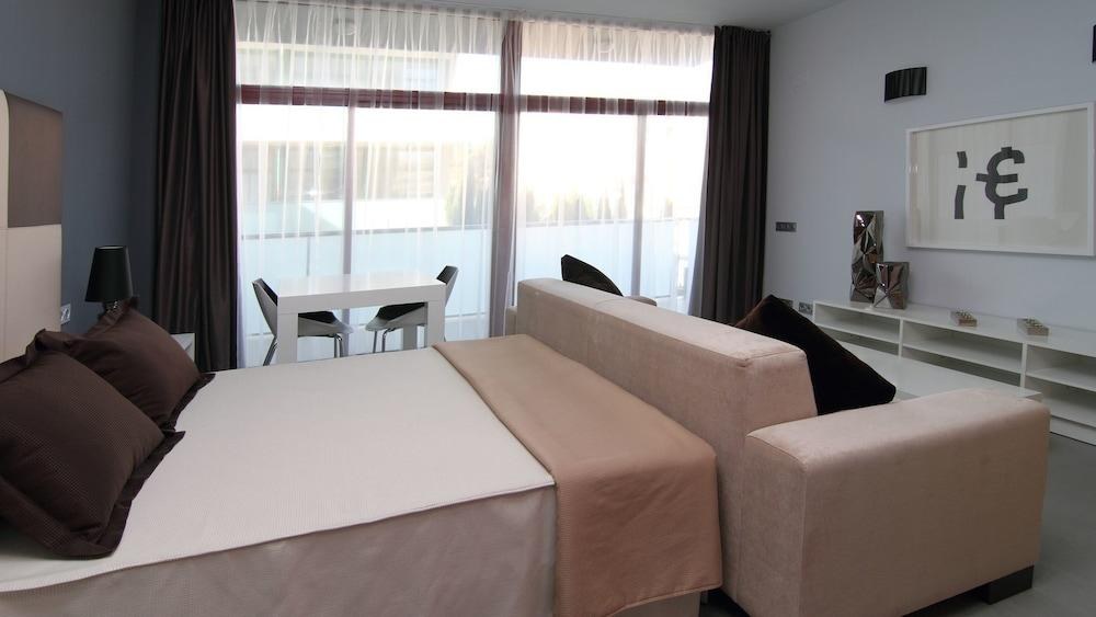 FOUR ELEMENTS SUITES photo 2