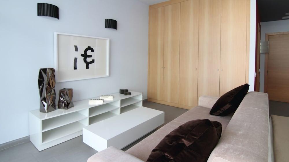 FOUR ELEMENTS SUITES photo 3