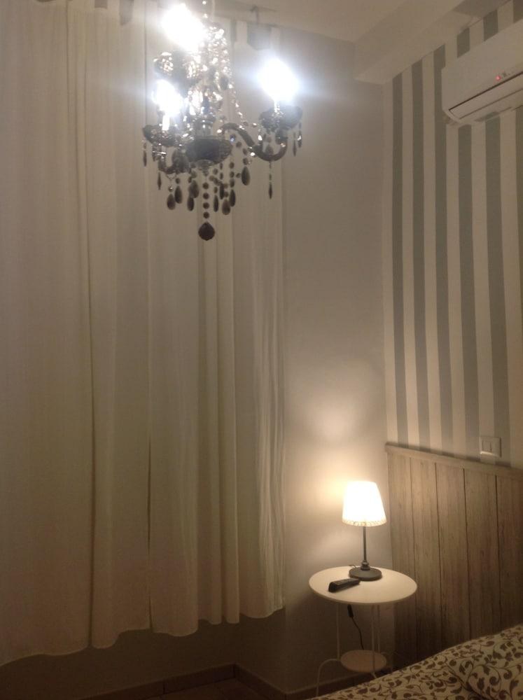 B&B DEI DECUMANI DI NAPOLI photo 4
